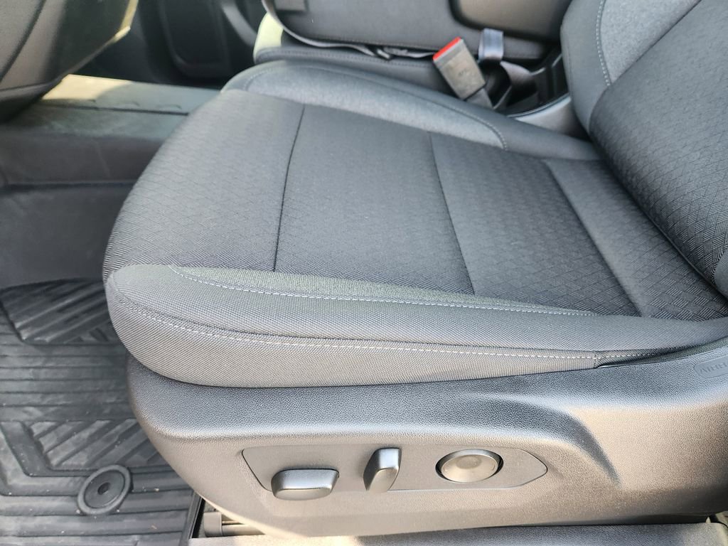 New 2026 Chevrolet Silverado 1500 Custom Trail Boss w/ LPO, Dark Essentials Package image 24