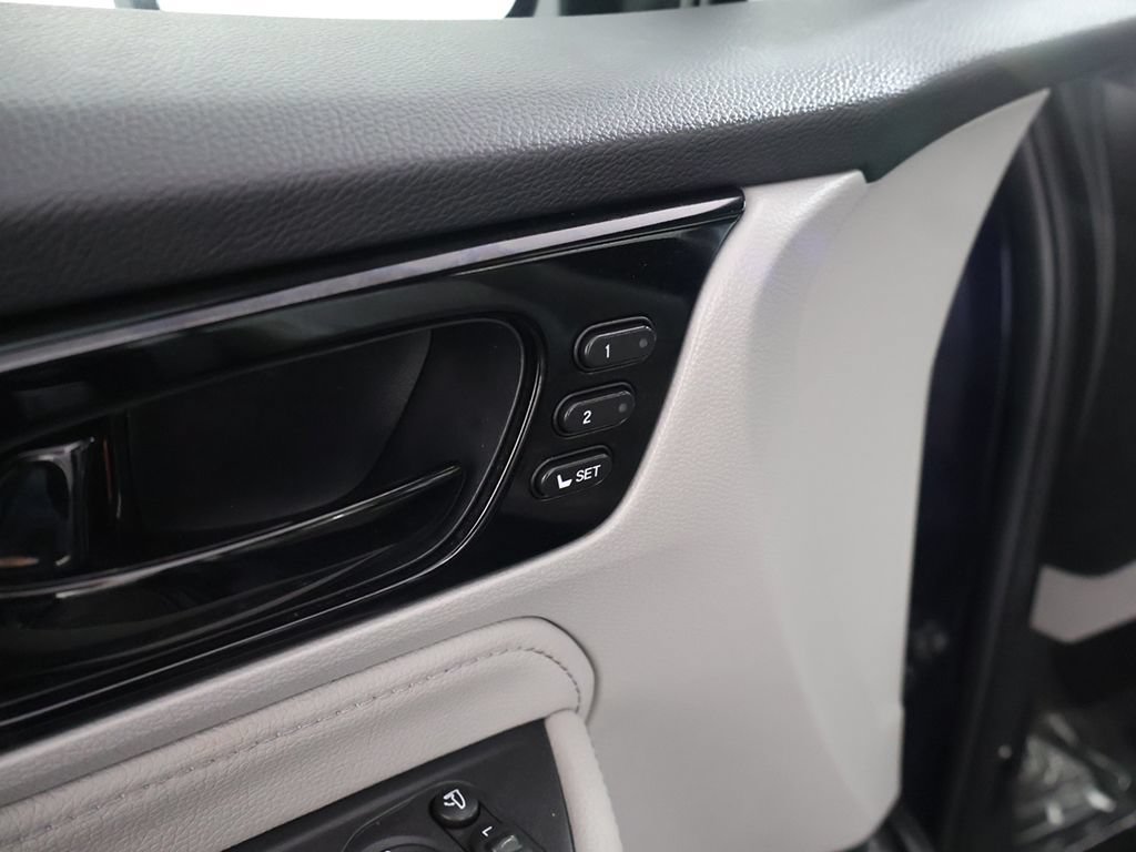 Used 2023 Honda Odyssey Elite image 44