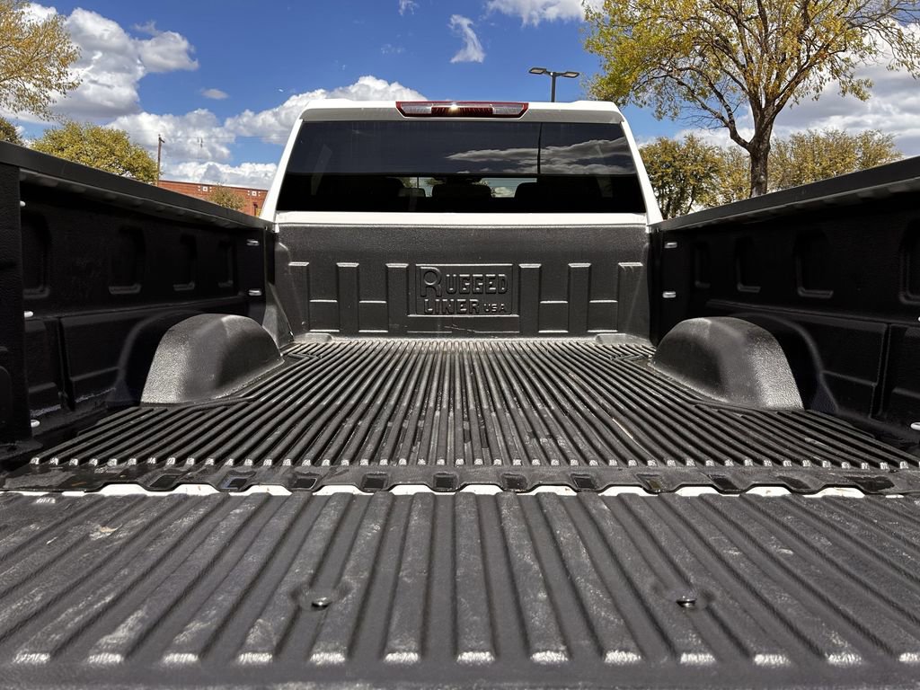 Used 2025 Chevrolet Silverado 2500 LT w/ Convenience Package AWD/4WD image 32