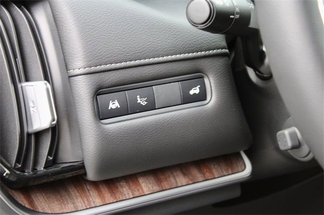 New 2025 Nissan Armada SL w/ Captain's Chari Seat Package image 14