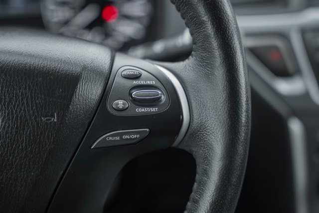 Used 2019 Nissan Pathfinder SL image 31