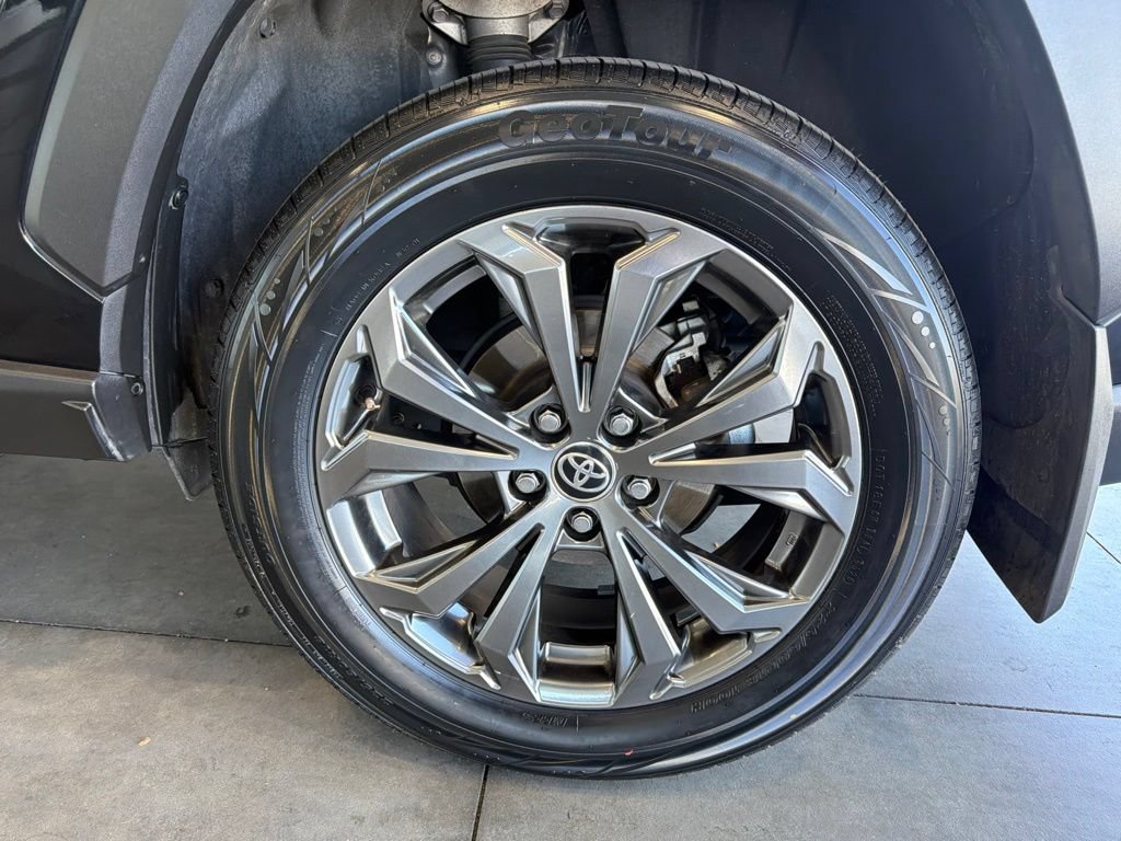 Certified 2022 Toyota RAV4 XLE Premium AWD/4WD image 16