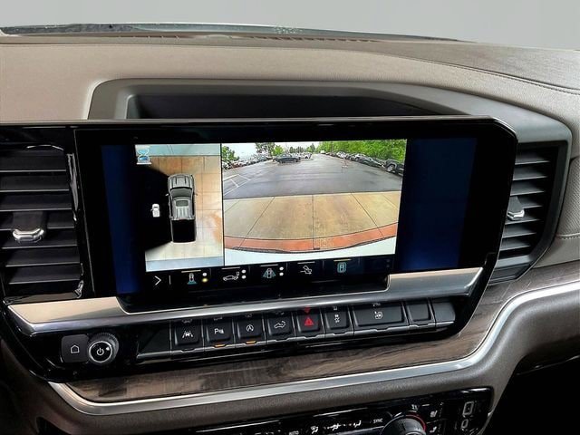 Used 2023 Chevrolet Silverado 1500 LTZ AWD/4WD image 15