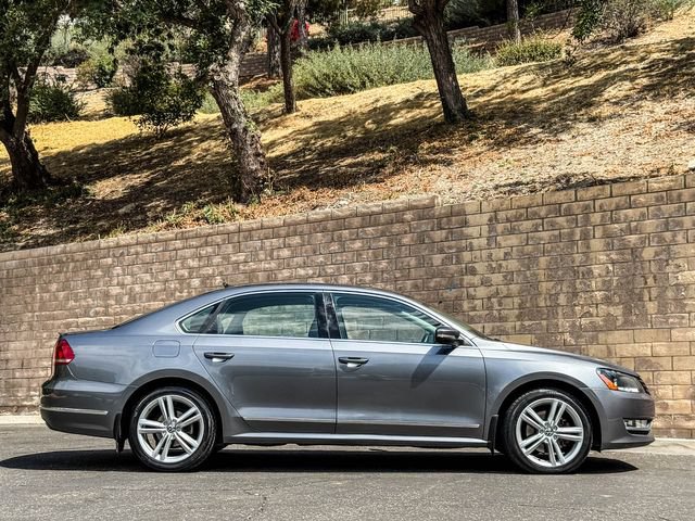 Used 2015 Volkswagen Passat 1.8T SEL Premium FWD image 14