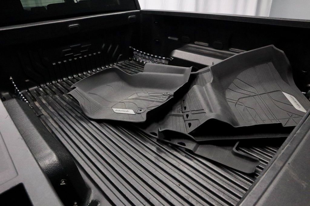 Used 2022 Chevrolet Silverado 1500 LT image 13