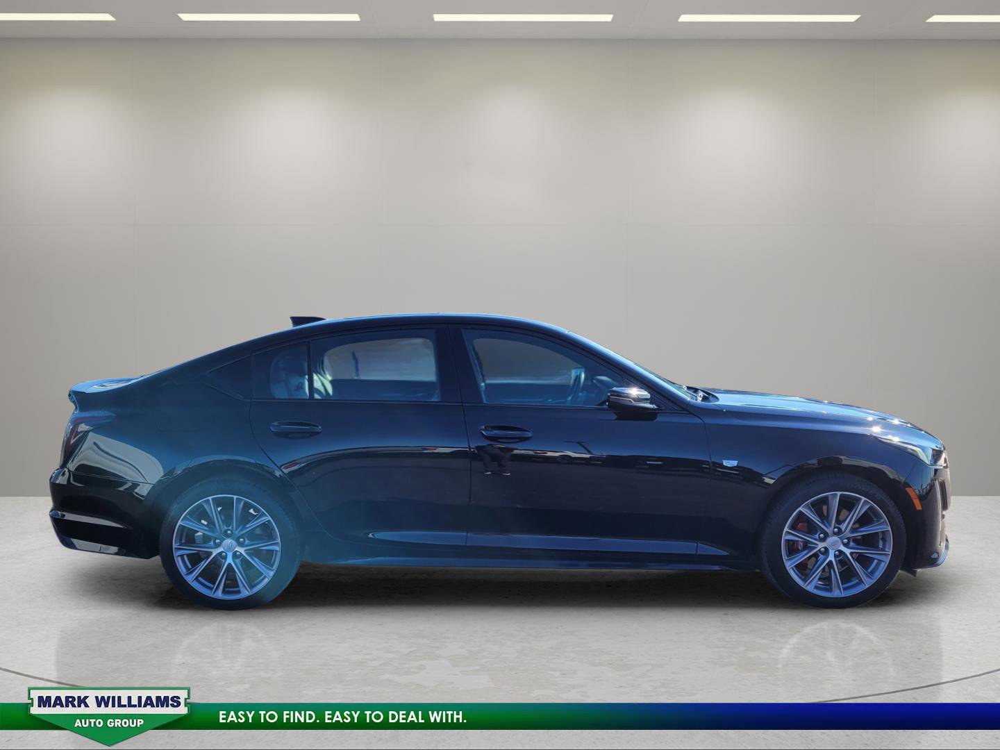 Used 2021 Cadillac CT5 Sport image 2