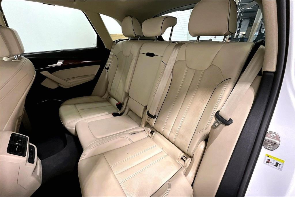 Used 2021 Audi Q5 2.0T Premium Plus w/ Premium Plus Package image 35