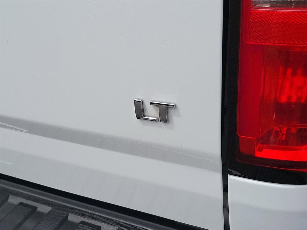 Used 2017 Chevrolet Colorado LT RWD image 21
