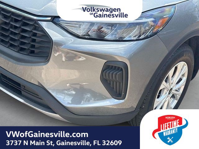 Used 2025 Ford Escape Active FWD image 10