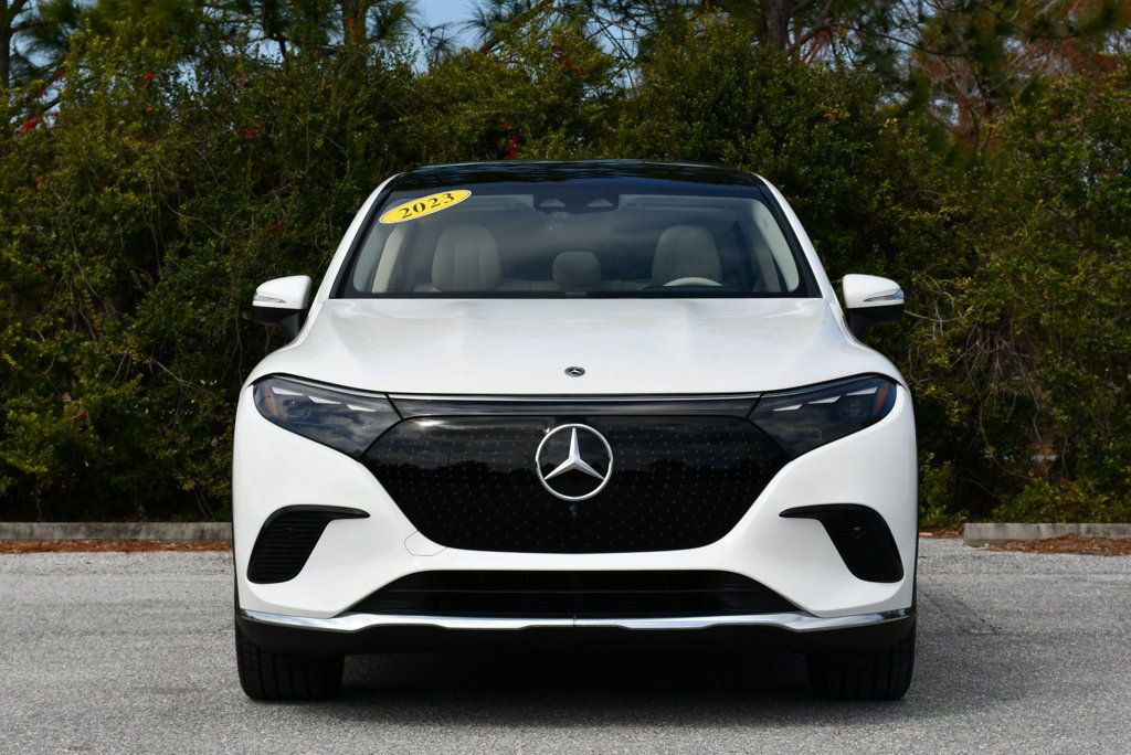 Used 2023 Mercedes-Benz EQS 450+ SUV image 9