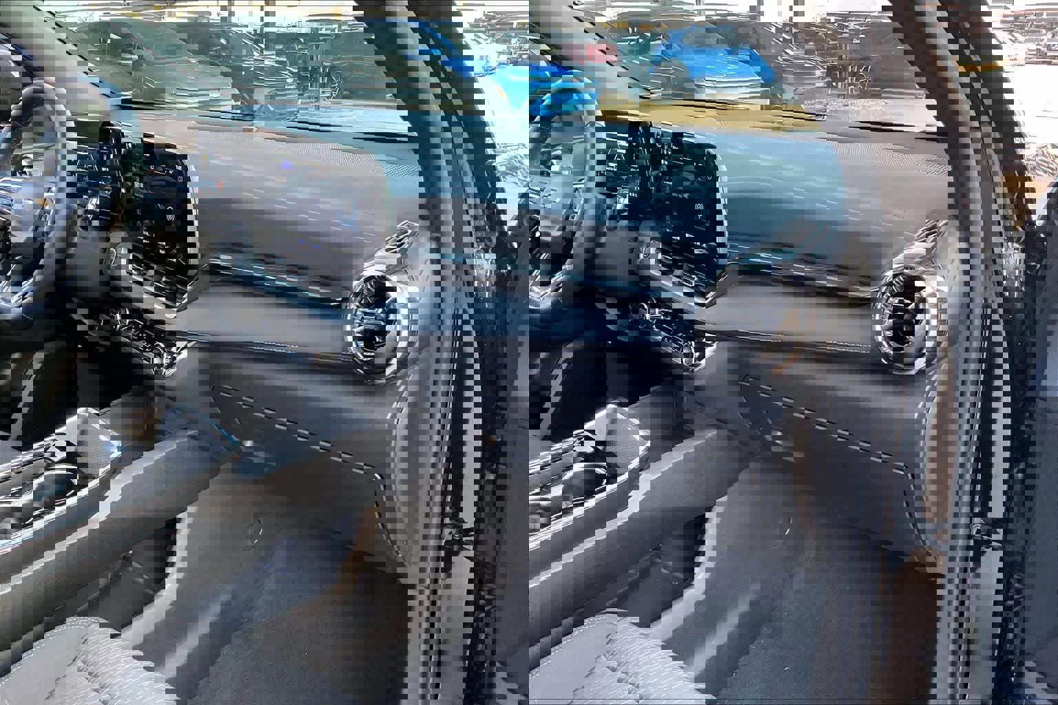 Certified 2025 Chevrolet Equinox LT image 17