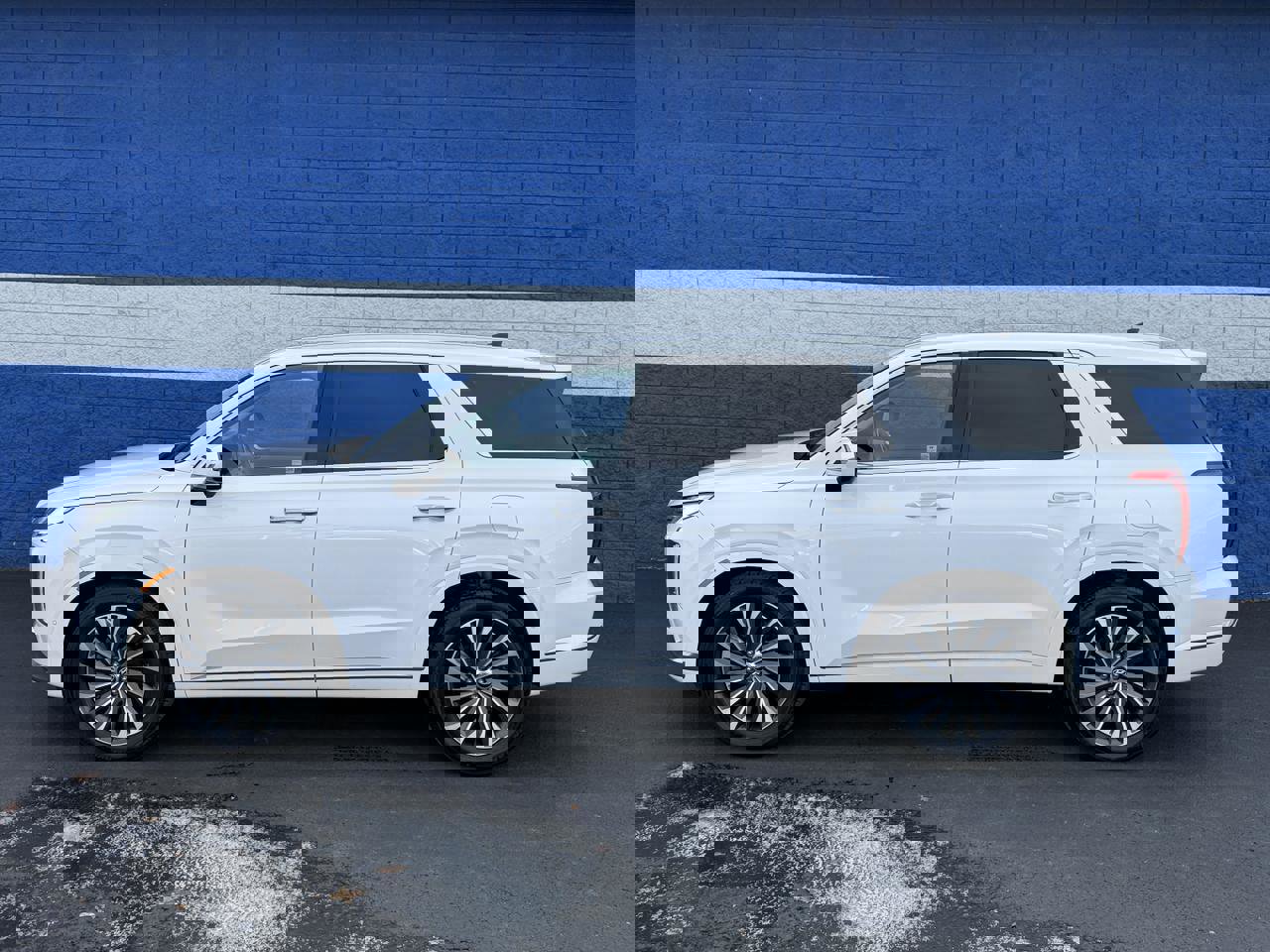 Used 2024 Hyundai Palisade Calligraphy image 22