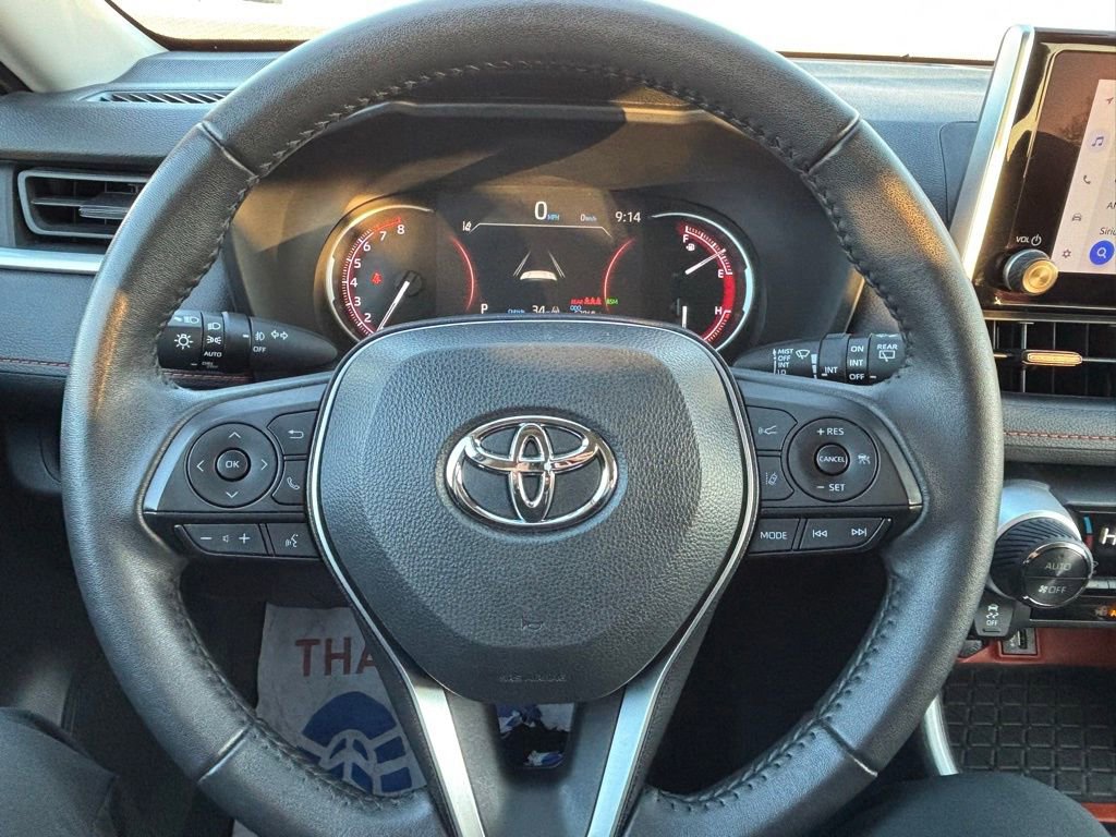 Used 2024 Toyota RAV4 Adventure image 21