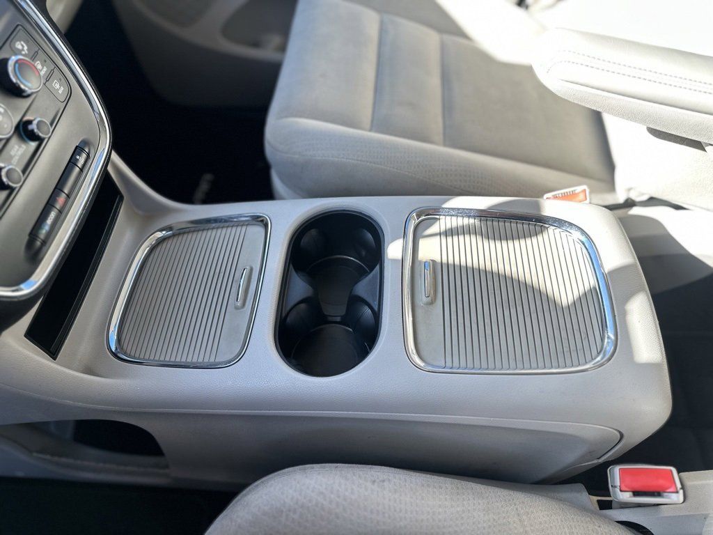Used 2014 Dodge Grand Caravan SXT w/ UConnect Hands-Free Group image 21