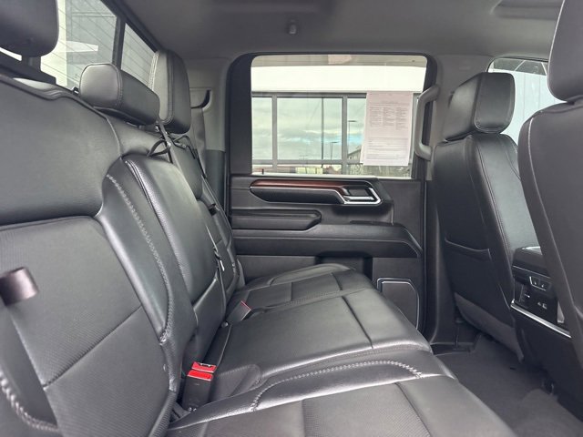 Used 2024 GMC Sierra 3500 Denali w/ Technology Package image 13