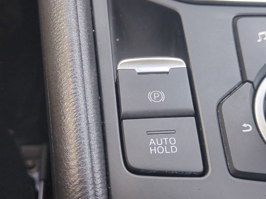 Used 2020 MAZDA CX-5 Sport FWD image 25