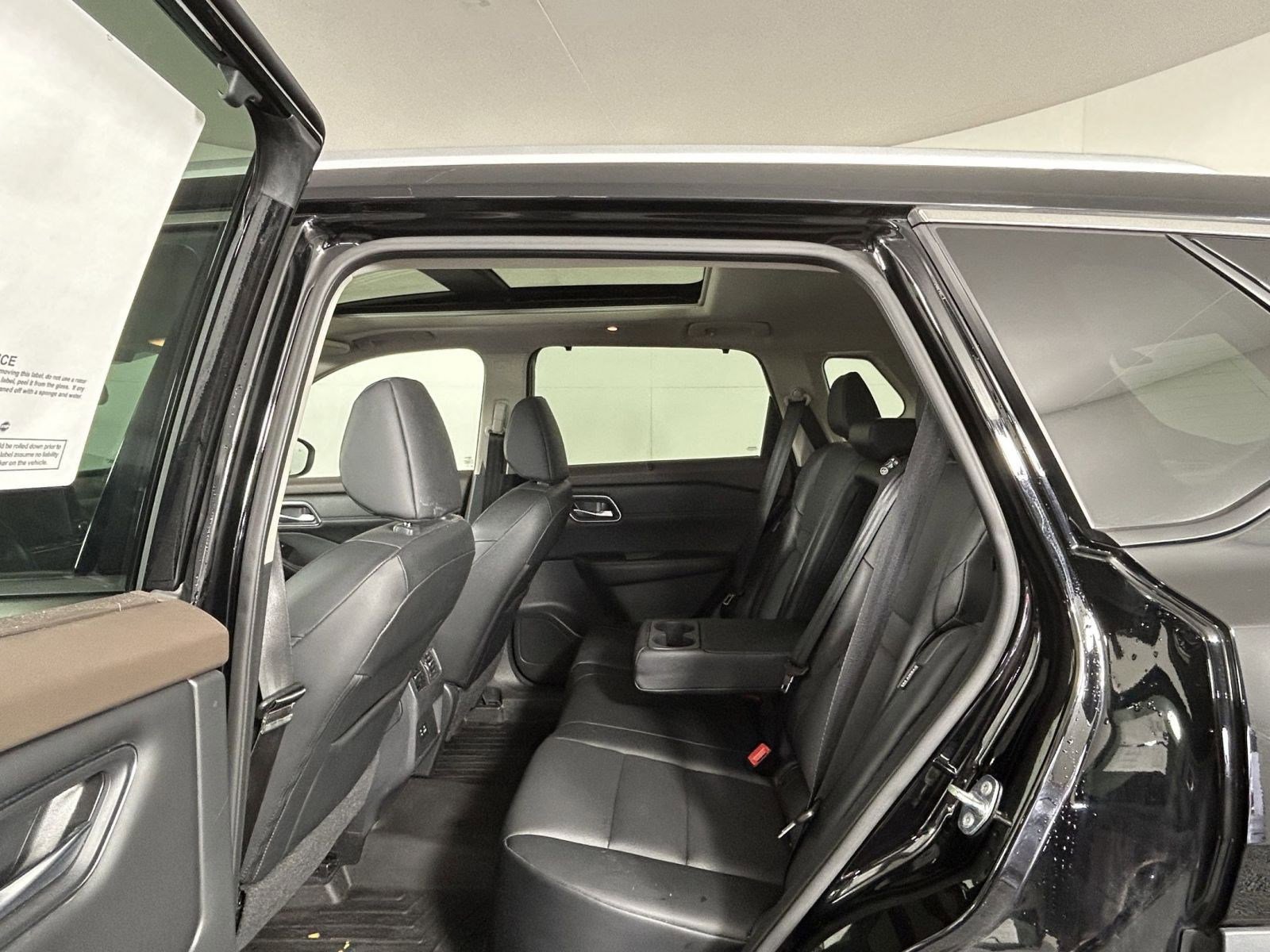 Certified 2021 Nissan Rogue SV w/ Premium Package image 15