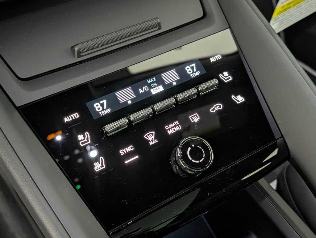 New 2026 Porsche Macan 4 Electric image 32