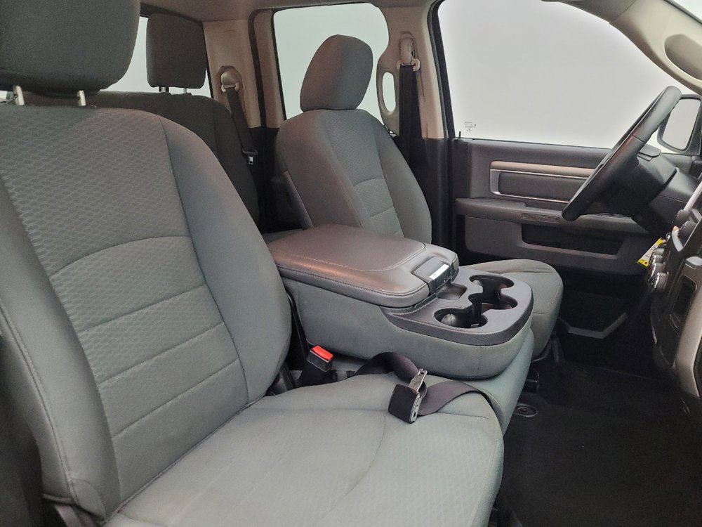 Used 2014 RAM 1500 Classic SLT RWD image 21