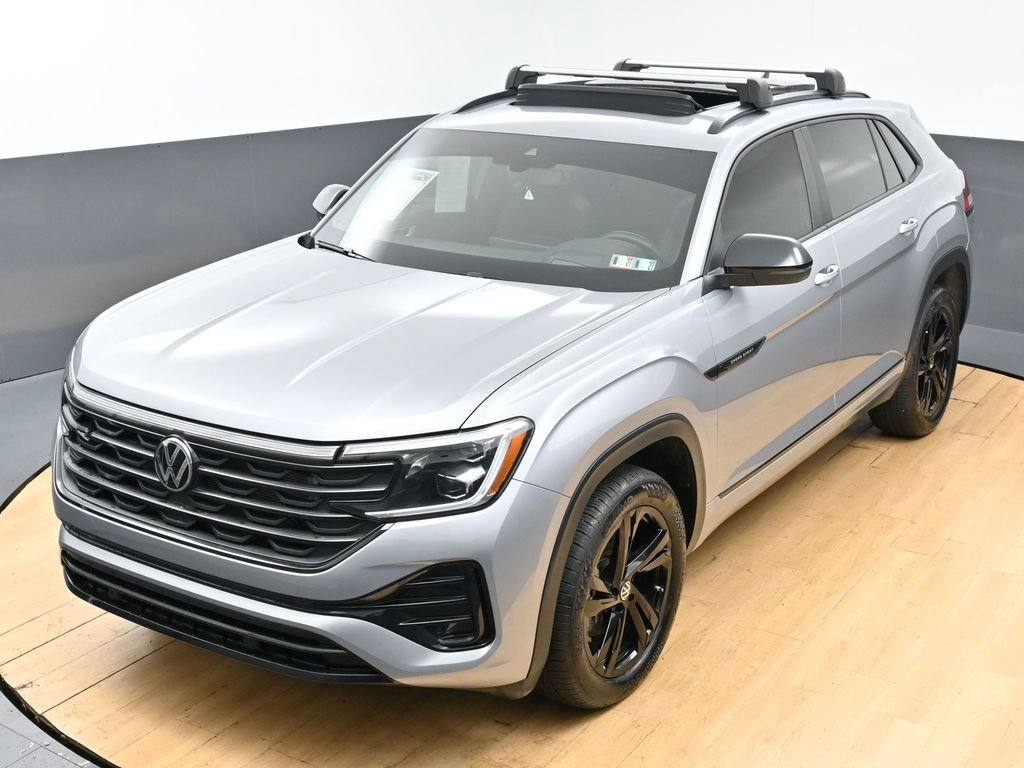 Used 2025 Volkswagen Atlas Cross Sport SEL R-Line AWD/4WD image 43