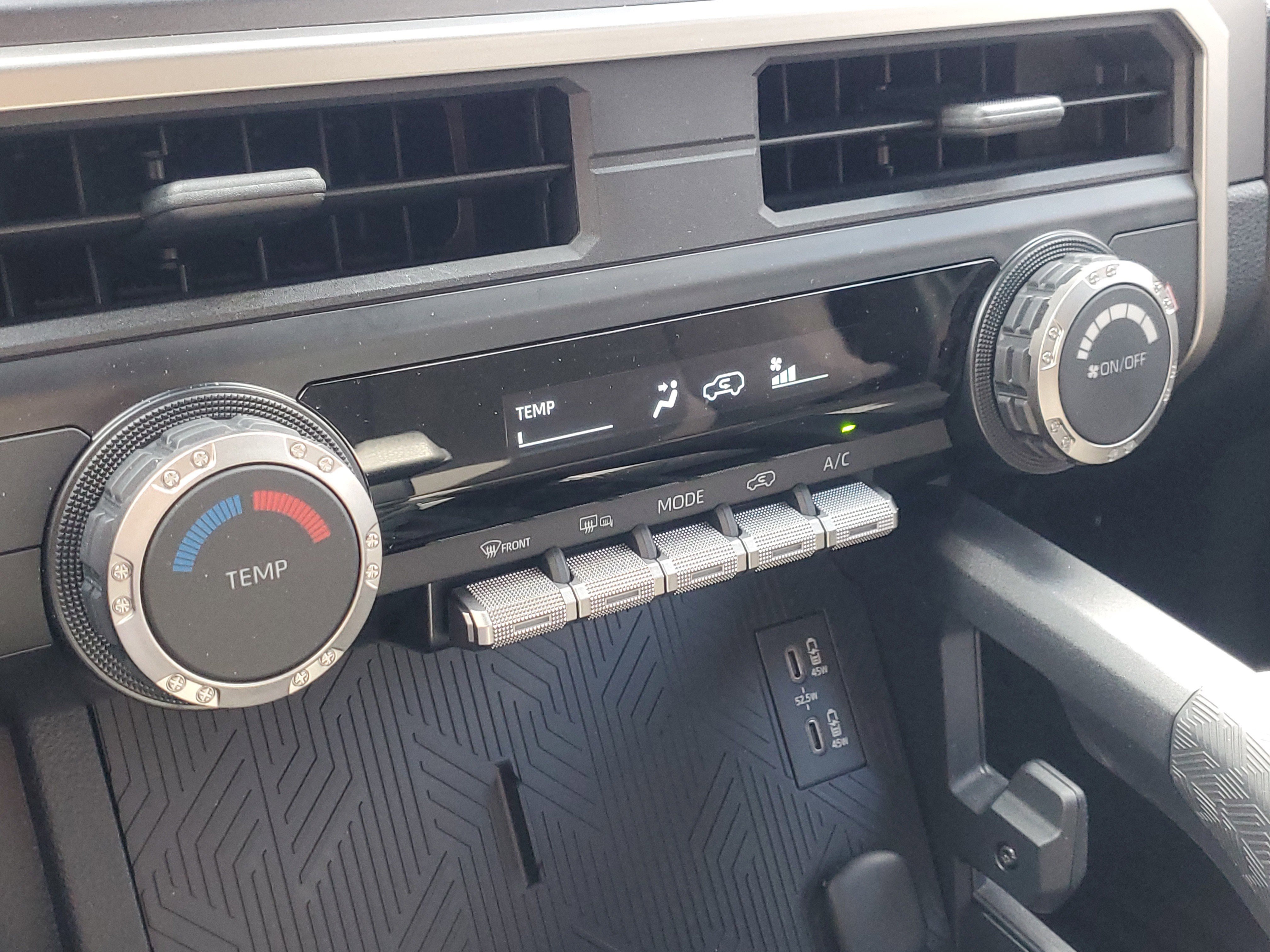 Used 2025 Toyota 4Runner SR5 image 28