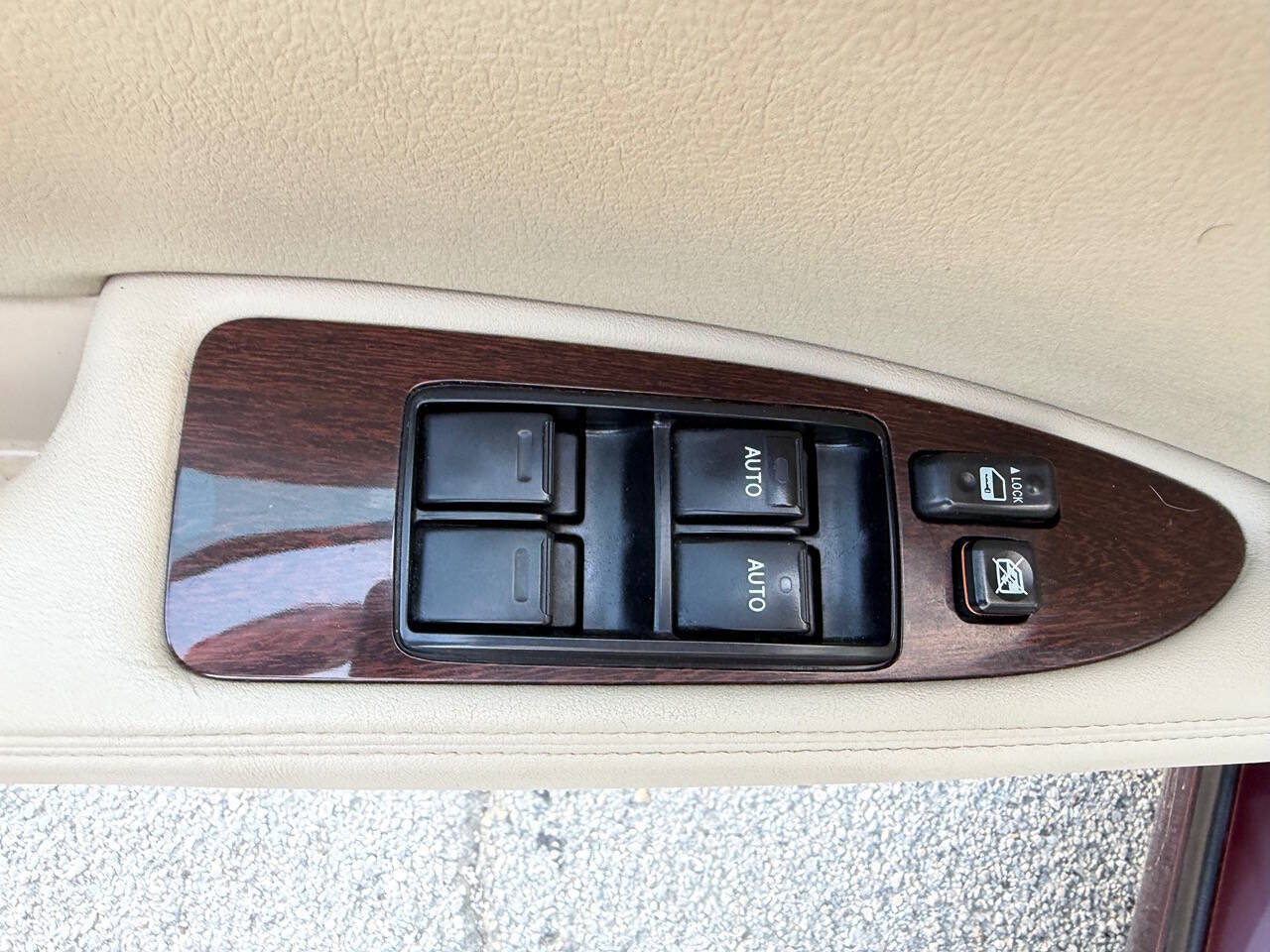Used 2008 Toyota Avalon XLS FWD image 25