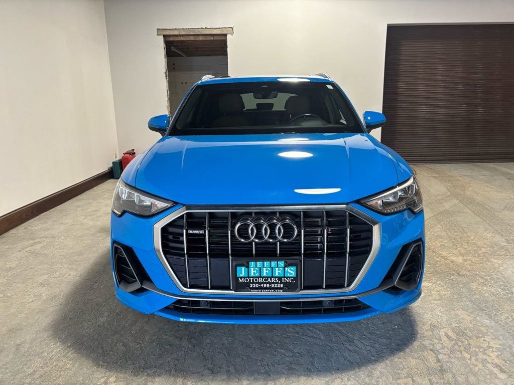 Used 2022 Audi Q3 2.0T Premium image 3