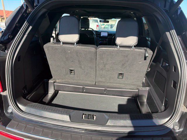 Used 2020 Ford Explorer Limited RWD image 13