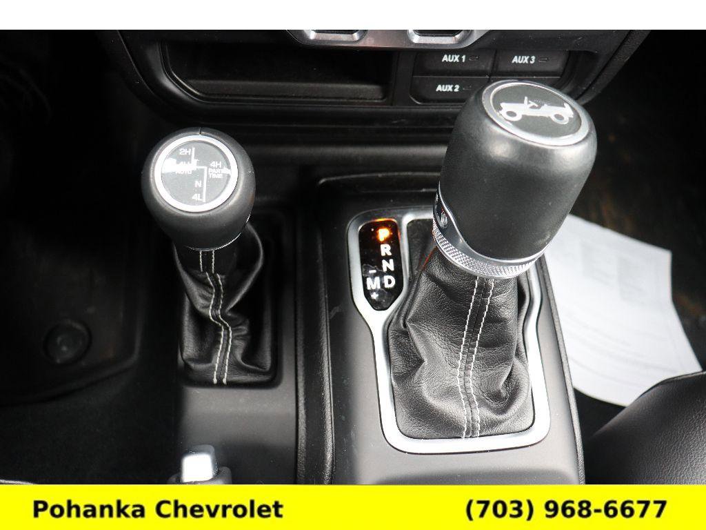 Used 2019 Jeep Wrangler Unlimited Sahara w/ Quick Order Package 24M Moab AWD/4WD image 14