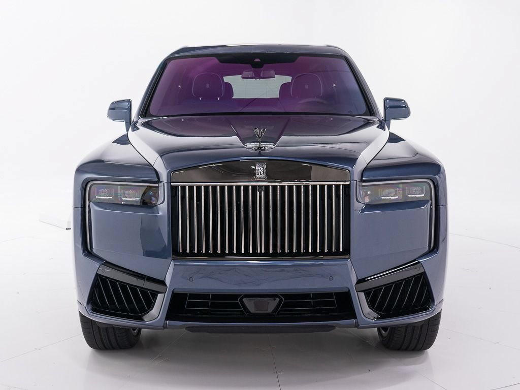 Certified 2025 Rolls-Royce Cullinan Black Badge AWD/4WD image 8