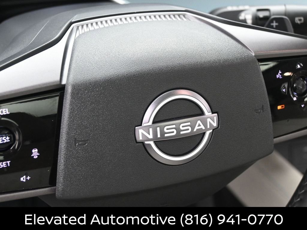 Certified 2025 Nissan Murano Platinum w/ Cargo Package AWD/4WD image 13