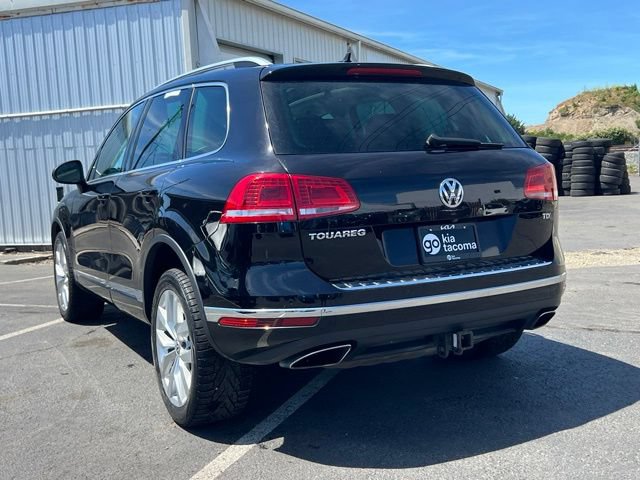 Used 2015 Volkswagen Touareg Sport AWD/4WD image 11
