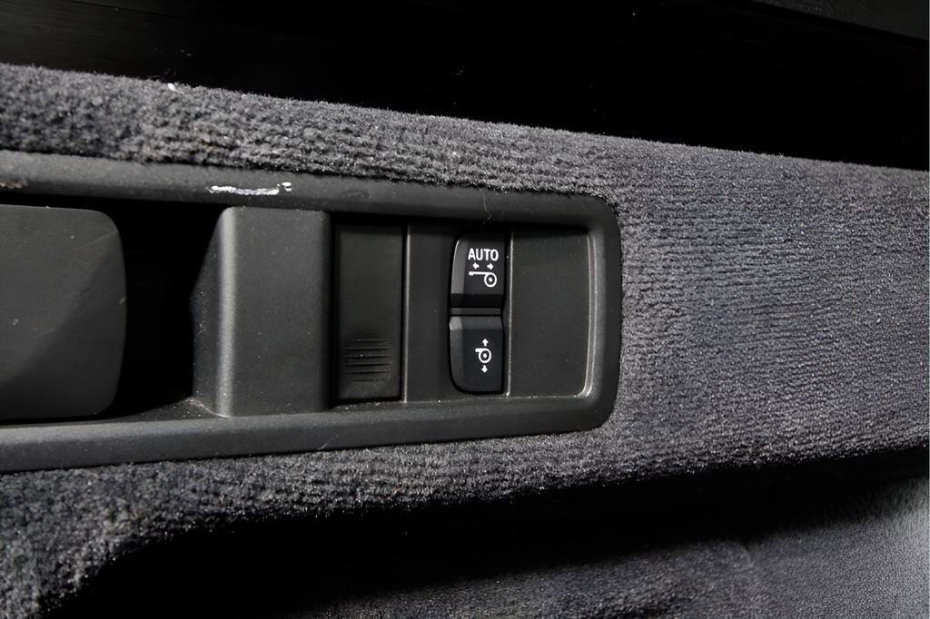 Used 2019 BMW X5 xDrive50i AWD/4WD image 12