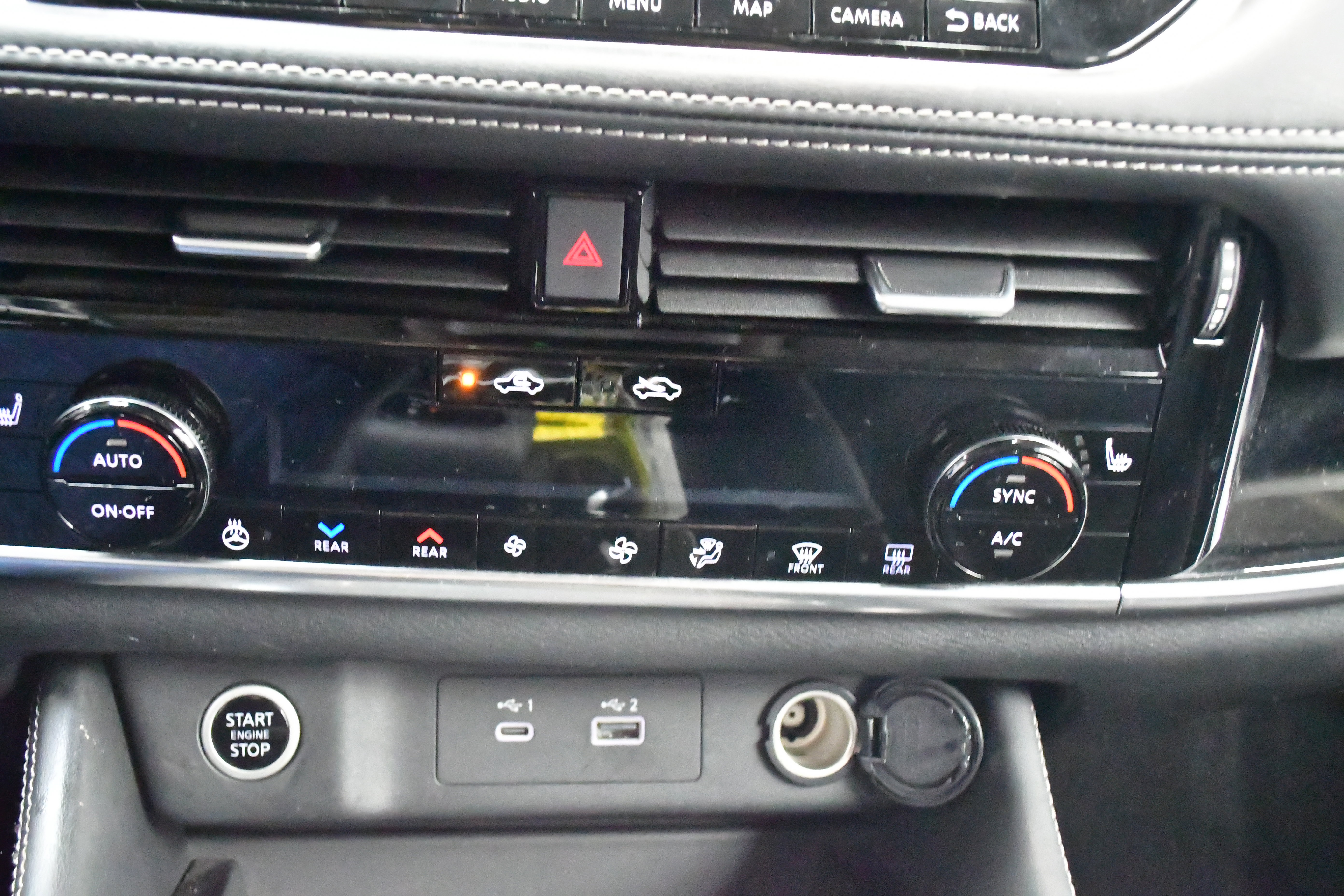 Used 2023 Nissan Rogue SL w/ SL Premium Package image 55