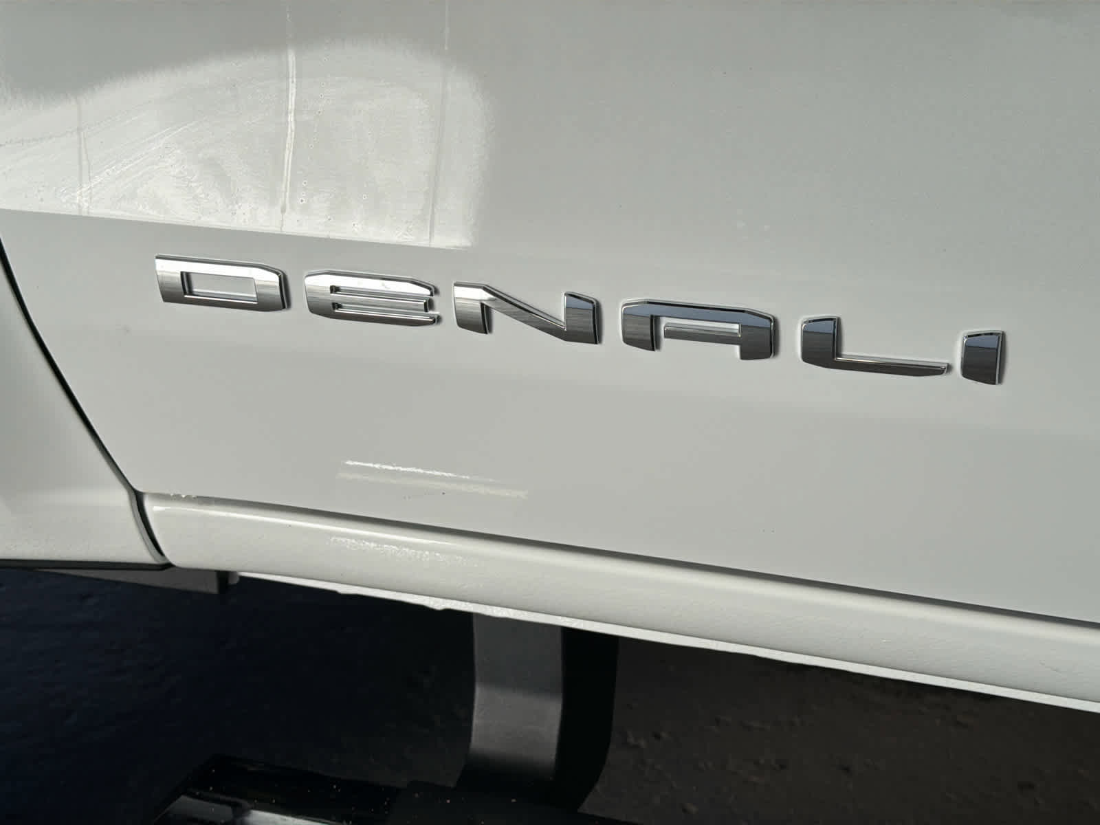 New 2026 GMC Canyon Denali image 9