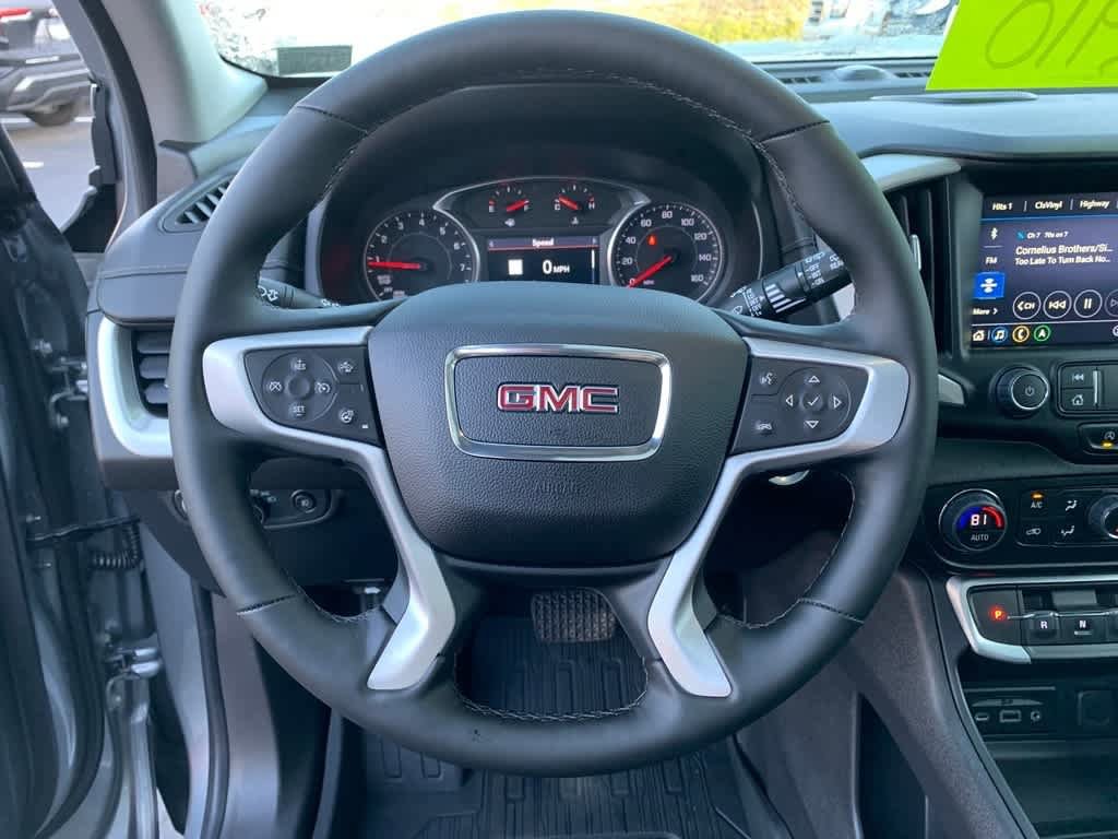 Used 2024 GMC Terrain SLT w/ Infotainment Package II image 20