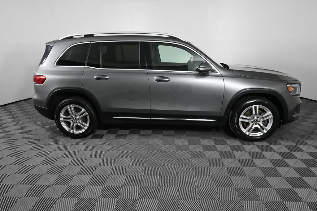 Used 2022 Mercedes-Benz GLB 250 4MATIC image 26