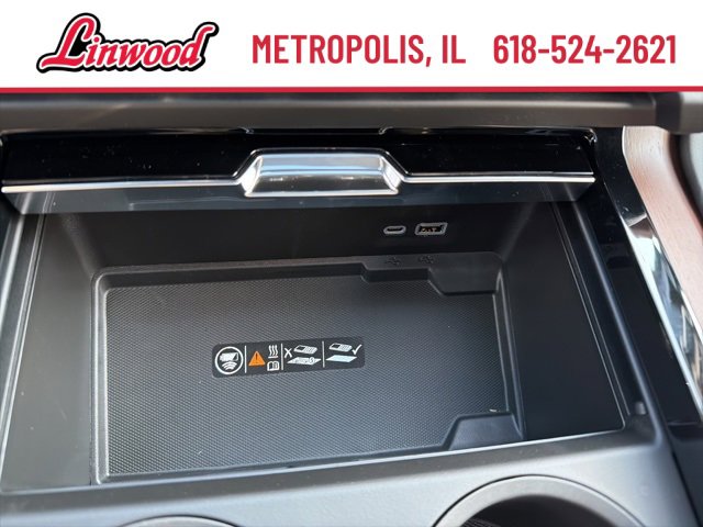 New 2026 GMC Yukon Denali w/ Sun & Power Step Package image 34