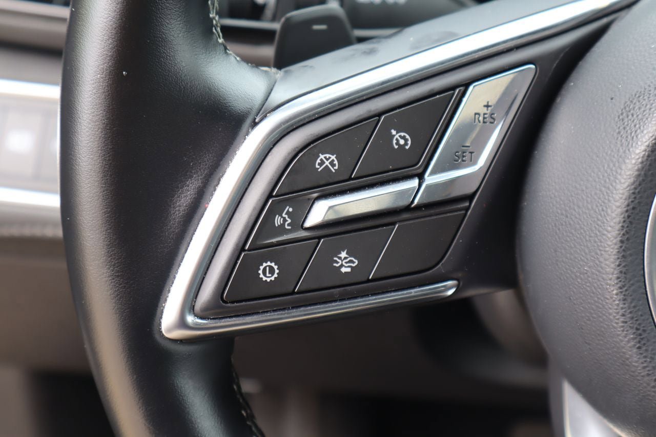 Used 2025 Buick Enclave Preferred FWD image 13