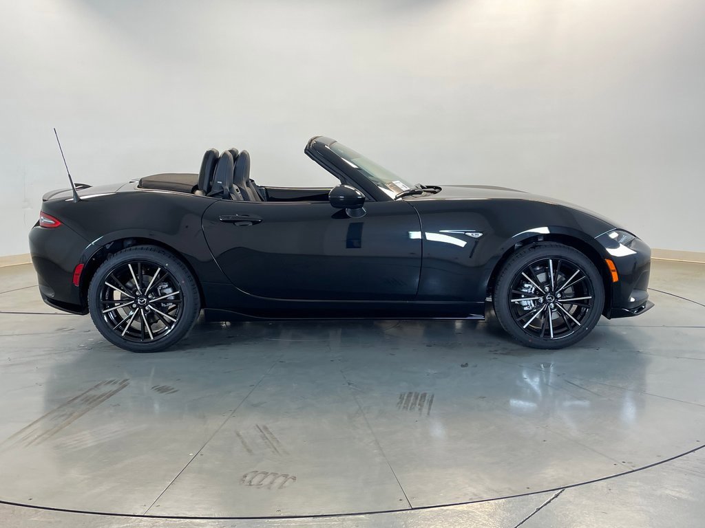New 2025 MAZDA MX-5 Miata Grand Touring w/ Appearance Package image 6