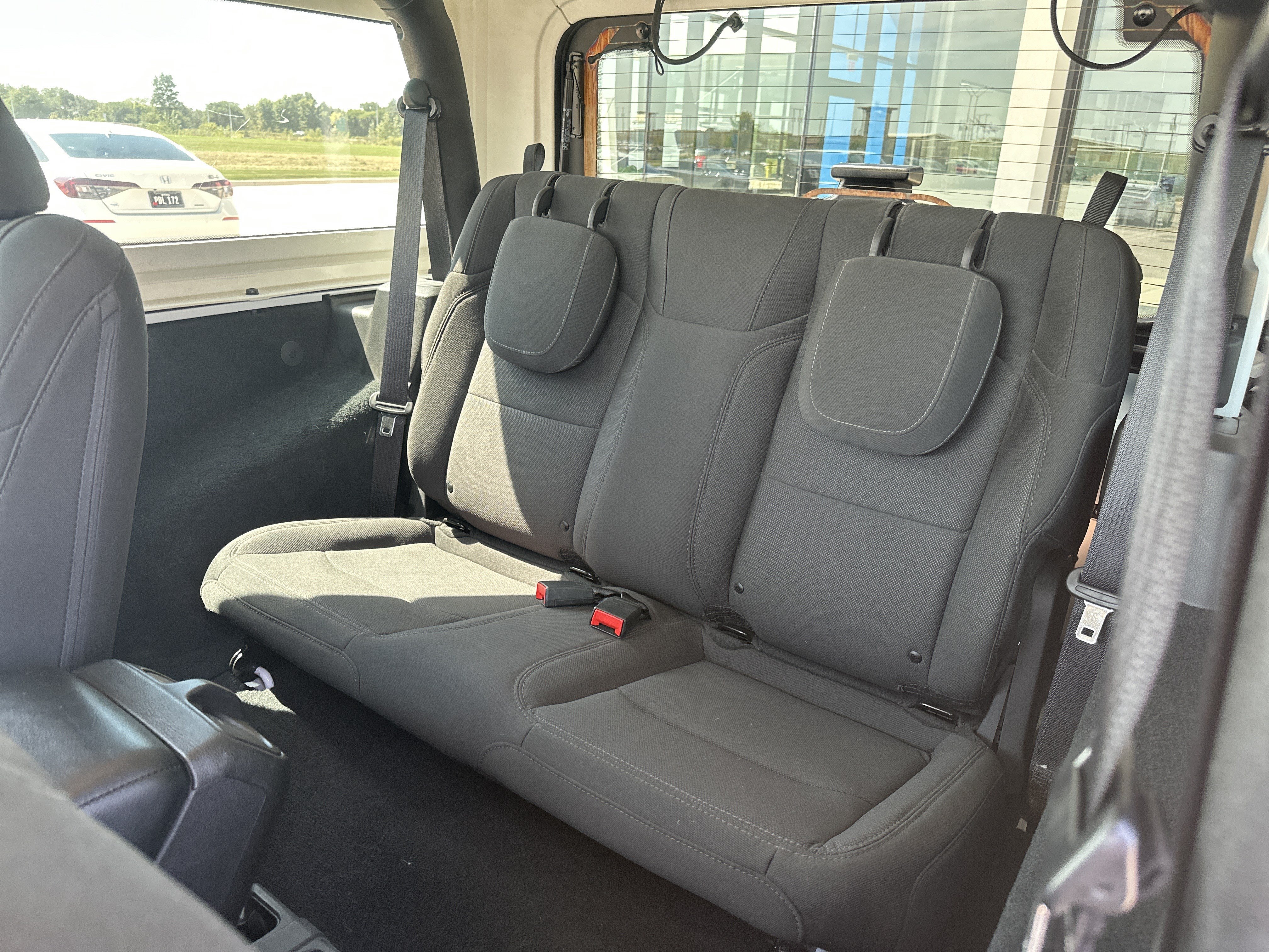Used 2022 Jeep Wrangler Sport AWD/4WD image 25