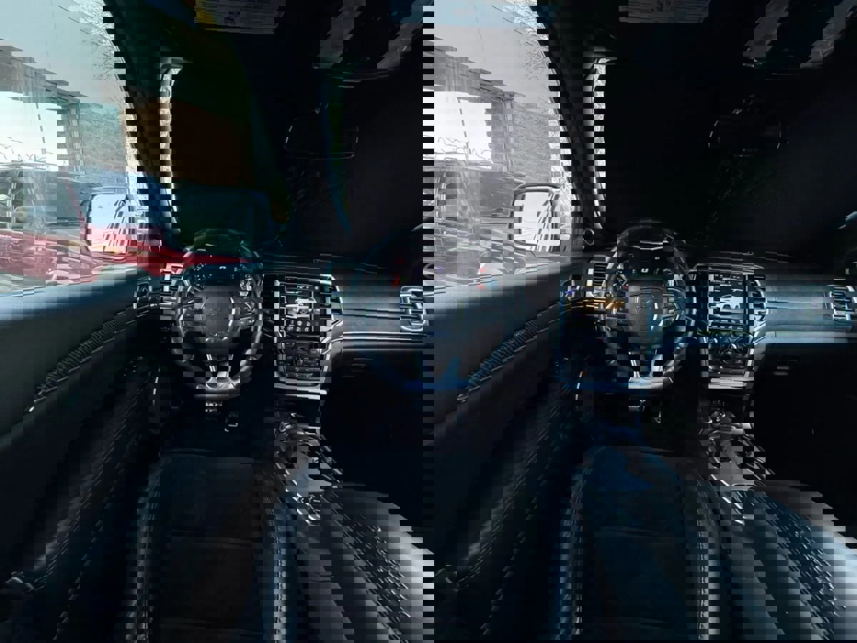 Used 2015 Jeep Grand Cherokee SRT w/ Trailer Tow Group IV image 55