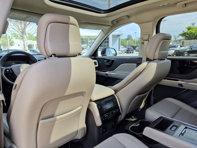 Used 2020 Lincoln Aviator Grand Touring w/ Equipment Group 301A image 18