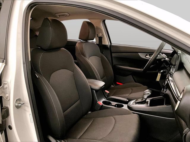Used 2019 Kia Forte LXS FWD image 7