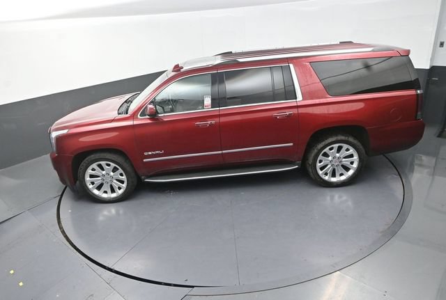 Used 2016 GMC Yukon XL Denali w/ Open Road Package AWD/4WD image 15