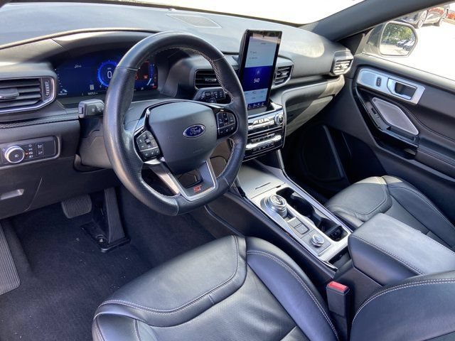 Used 2022 Ford Explorer ST w/ Equipment Group 401A AWD/4WD image 25