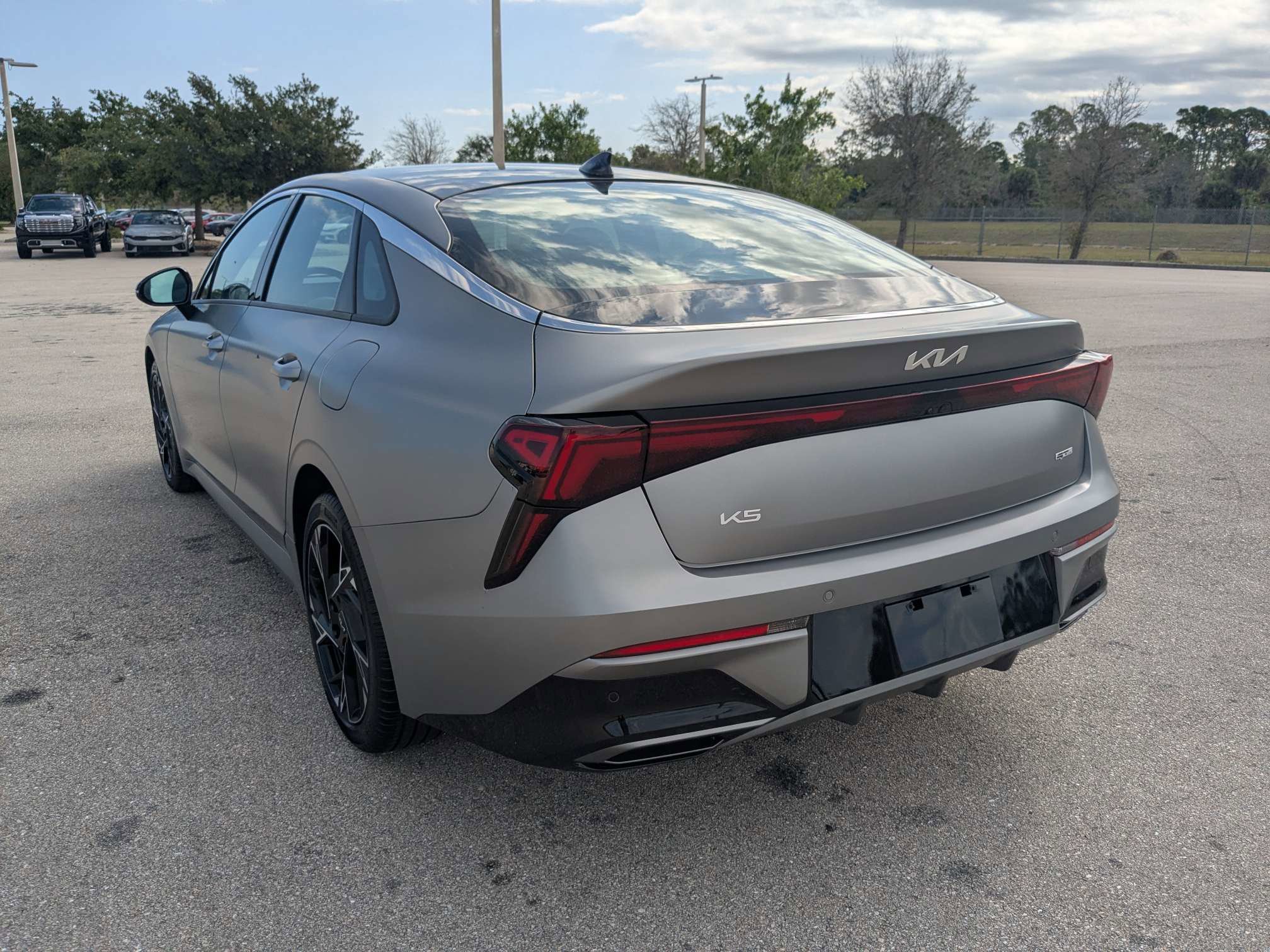 Used 2025 Kia K5 GT-Line w/ GT-Line Premium Package FWD image 6