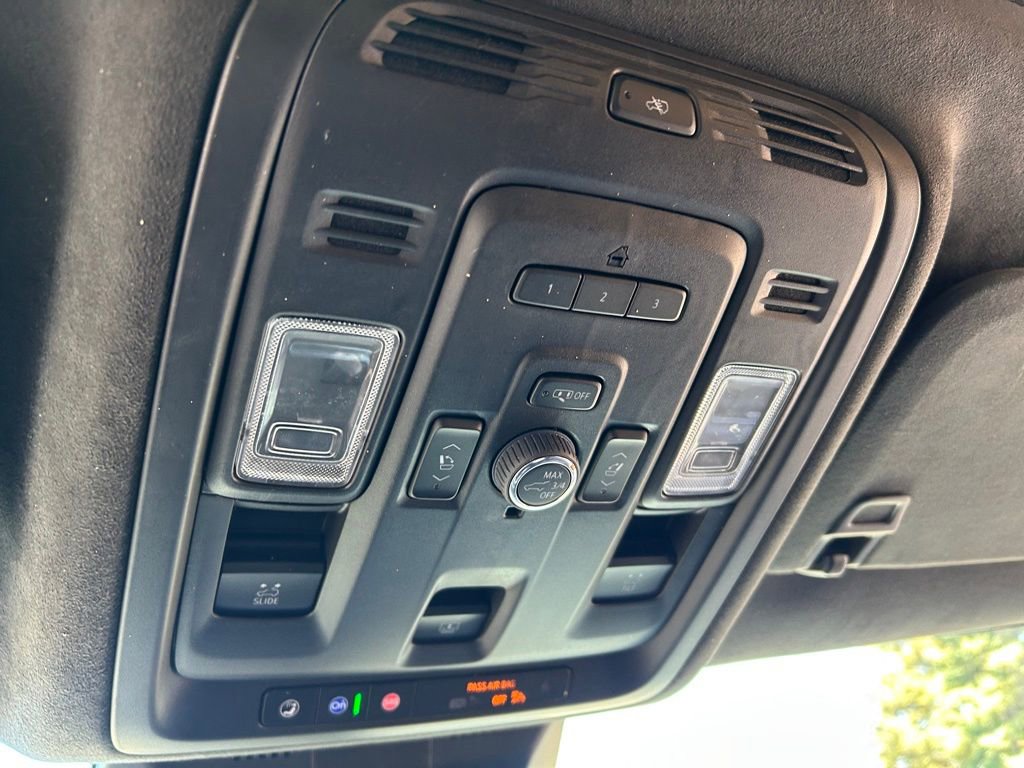 Used 2022 Cadillac Escalade ESV Sport Platinum image 64