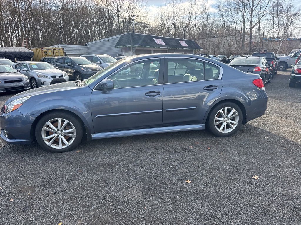 Used 2013 Subaru Legacy 3.6R Limited image 19
