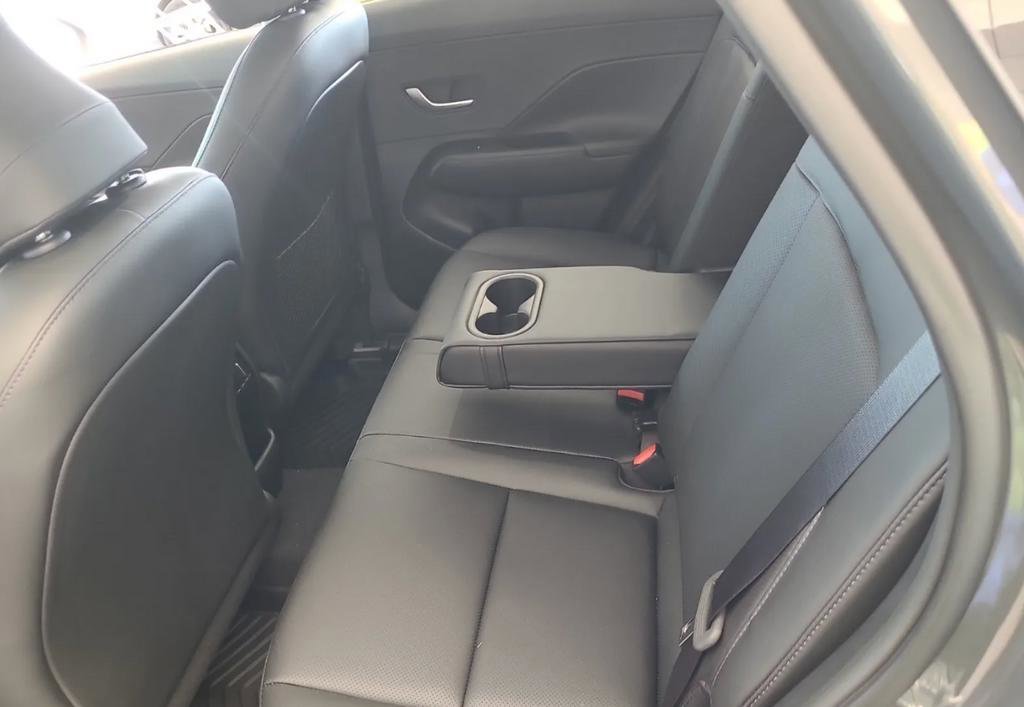 Used 2026 Hyundai Kona SEL Premium image 8